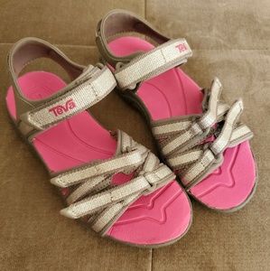Girls TEVA pink and gray sandals size 12. Toddler